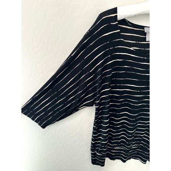 CHICO’S TRAVELERS | Black Tan Striped Dolman Sleeve Top | Size 2 Large - Picture 3 of 6
